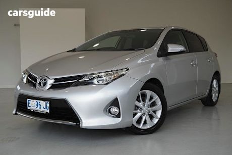 Silver 2014 Toyota Corolla Hatchback Ascent Sport