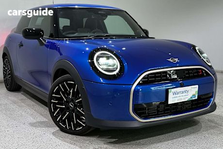 Blue 2024 Mini Cooper Hatch S FAVOURED F