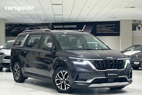 Black 2023 Kia Carnival Wagon Si