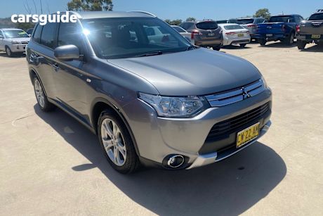 Grey 2014 Mitsubishi Outlander Wagon Es (4X4)