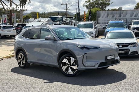 Silver 2025 Geely EX5 SUV INSPIRE