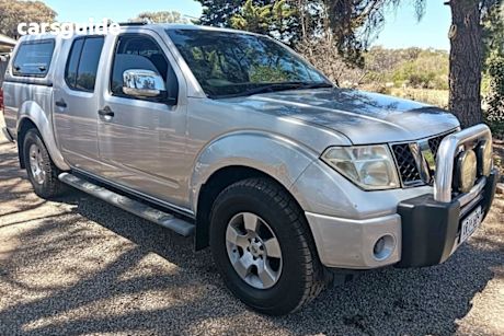 Silver 2007 Nissan Navara Dual Cab Pick-up St-X (4X4)