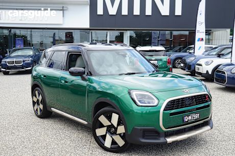 Green 2025 Mini Countryman Wagon S All4 Favoured (Mhev)