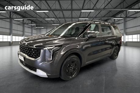 Grey 2024 Kia Carnival Wagon S