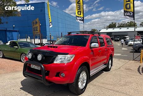 Red 2014 Toyota Hilux Dual Cab Pick-up Sr5 (4X4)