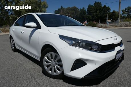 White 2023 Kia Cerato Sedan S