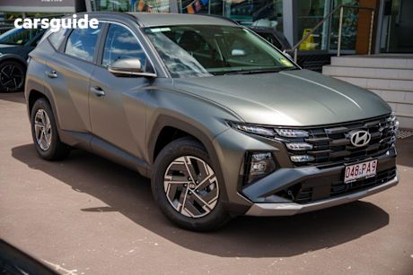 Green 2025 Hyundai Tucson Wagon Hybrid (Fwd)