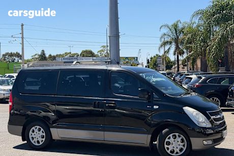 Black 2014 Hyundai Imax Wagon