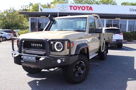 Gold 2025 Toyota Landcruiser Cab Chassis Lc79 Gxl + Diff Locks