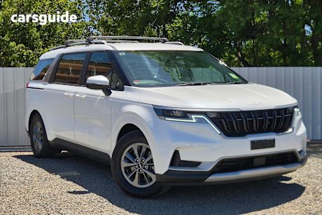 White 2022 Kia Carnival Wagon S