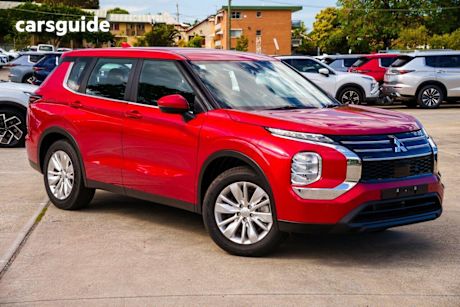 Red 2025 Mitsubishi Outlander Wagon Es 5 Seat (2Wd)