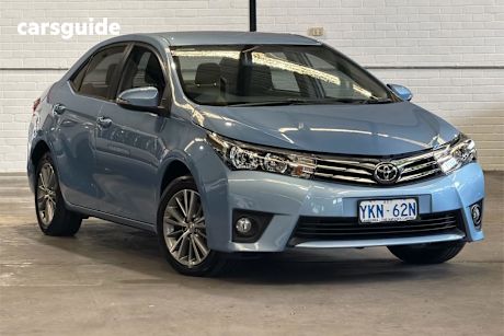 Blue 2015 Toyota Corolla Sedan Sx