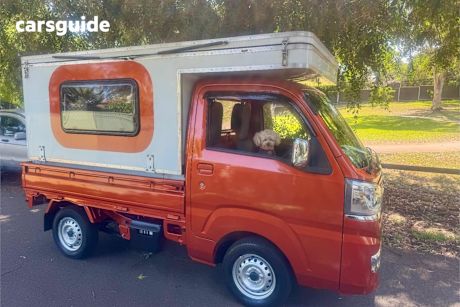 Orange 2019 Daihatsu Hijet Ute Tray