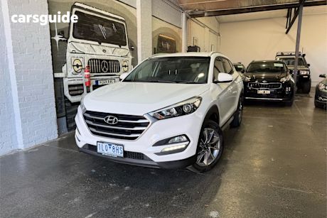 White 2017 Hyundai Tucson Wagon Active X (Fwd)