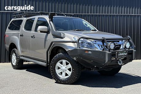 Bronze 2015 Isuzu D-MAX Crew Cab Utility Ls-M Hi-Ride (4X4)