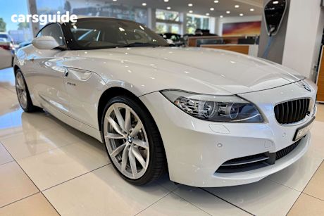 White 2012 BMW Z4 Roadster Sdrive 28I