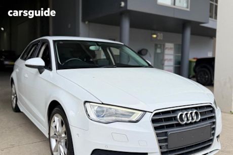 White 2013 Audi A3 Hatchback Sportback 1.4 Tfsi Attraction