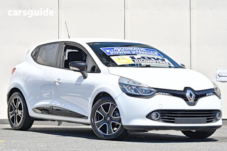 White 2015 Renault Clio Hatchback Expression