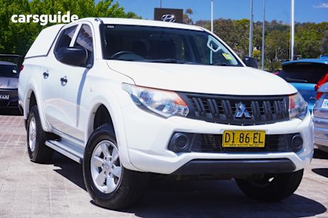 White 2016 Mitsubishi Triton Dual Cab Utility Glx Plus (4X4)
