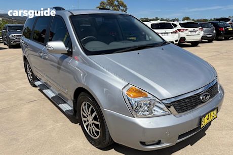 Silver 2011 Kia Grand Carnival Wagon Platinum