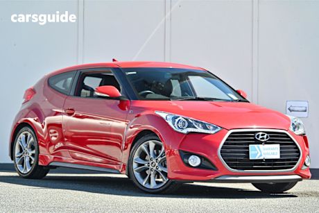 Red 2015 Hyundai Veloster Coupe Sr Turbo