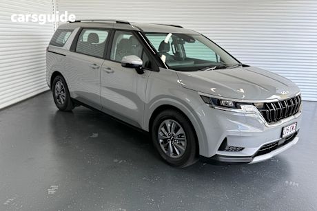 Grey 2023 Kia Carnival Wagon S