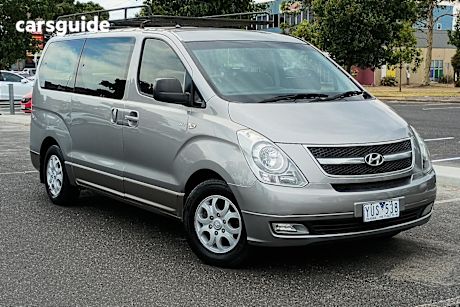 Silver 2011 Hyundai Imax Wagon