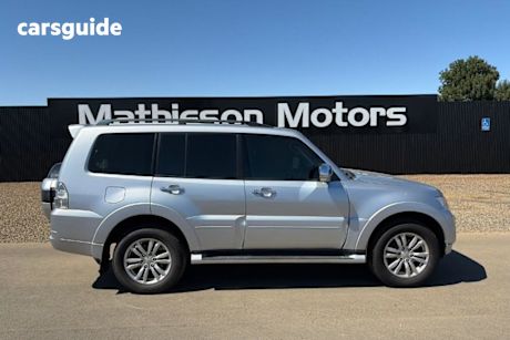 Silver 2017 Mitsubishi Pajero Wagon Gls Lwb (4X4)
