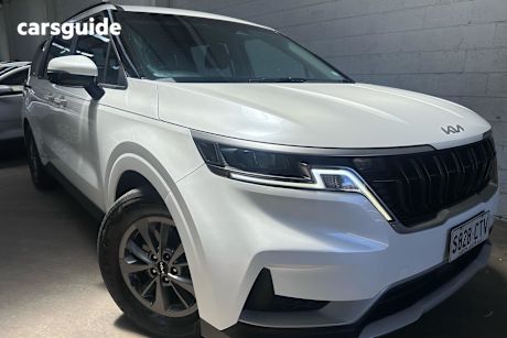 White 2022 Kia Carnival Wagon S