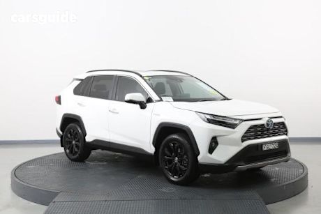 White 2024 Toyota RAV4 Wagon Cruiser (Awd) Hybrid