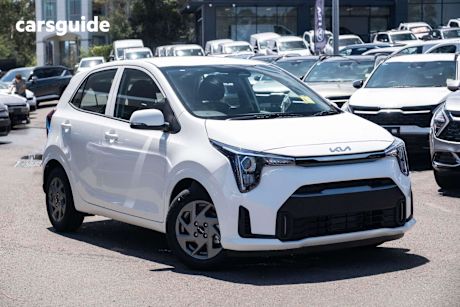 White 2025 Kia Picanto Hatchback Sport (Pe2)