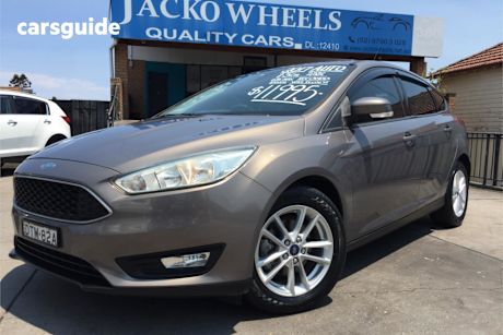 Grey 2017 Ford Focus Hatchback Trend