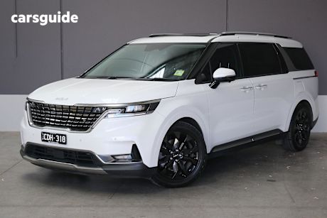 White 2022 Kia Carnival Wagon Platinum