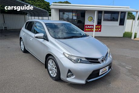 Silver 2014 Toyota Corolla Hatchback Ascent Sport