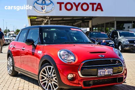 Red 2015 Mini Cooper Hatchback S 5D Hatch