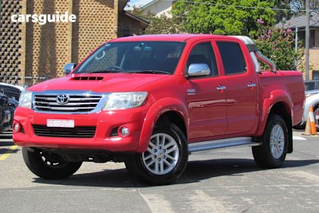 Red 2014 Toyota Hilux Dual Cab Pick-up Sr5 (4X4)