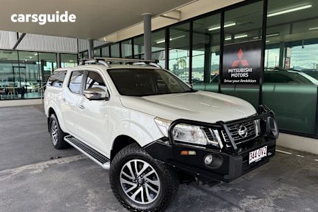 White 2018 Nissan Navara Dual Cab Pick-up St-X (4X4) (Leather Trim)