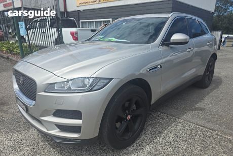 Gold 2016 Jaguar F-Pace Wagon 20D Prestige
