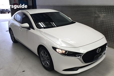 White 2021 Mazda 3 Sedan G20 Pure