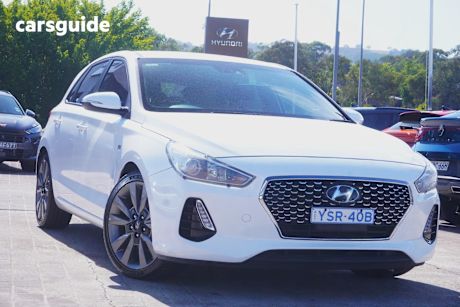 White 2017 Hyundai I30 Hatchback Sr