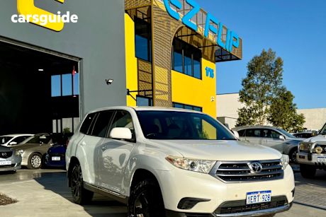 White 2012 Toyota Kluger Wagon Altitude (4X4) 7 Seat