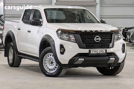 White 2022 Nissan Navara Dual Cab Pick-up Sl (4X4)