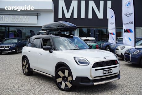 White 2025 Mini Countryman Wagon Se All4 Jcw Sport (Bev)