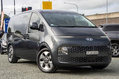 Black 2021 Hyundai Staria Wagon