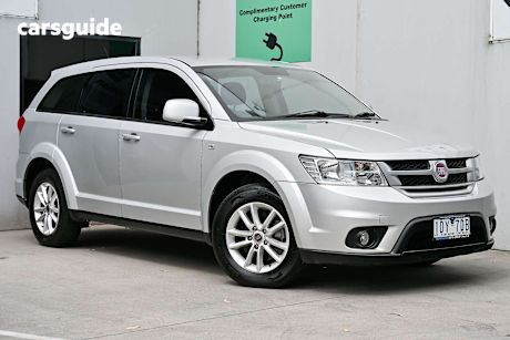 Silver 2014 Fiat Freemont Wagon