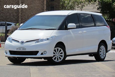 White 2019 Toyota Tarago Wagon Gli