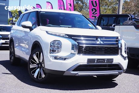White 2025 Mitsubishi Outlander Wagon Aspire 7 Seat (2Wd)