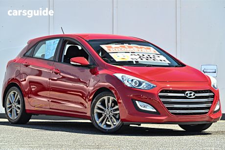 Red 2017 Hyundai I30 Hatchback Sr