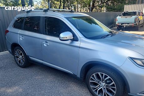 Silver 2017 Mitsubishi Outlander Wagon Ls Safety Pack (4X2)