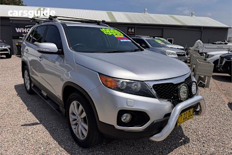 Silver 2011 Kia Sorento Wagon Platinum (4X4)